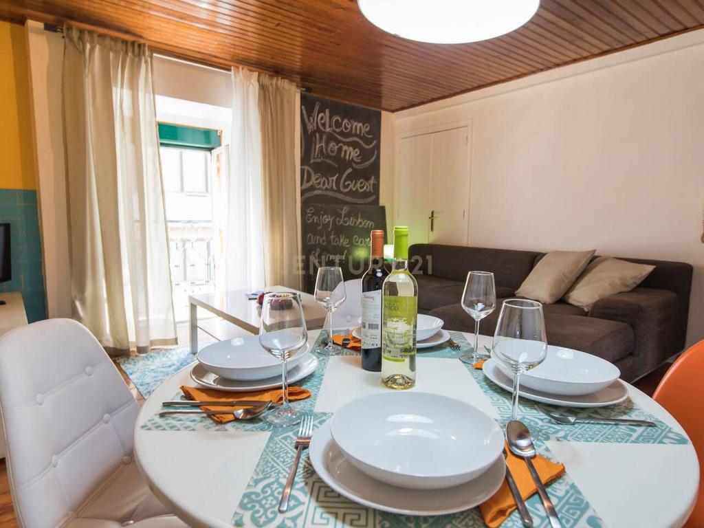 Apartamento T1 - Rua São Sebastião da Pedreira   - Image 8