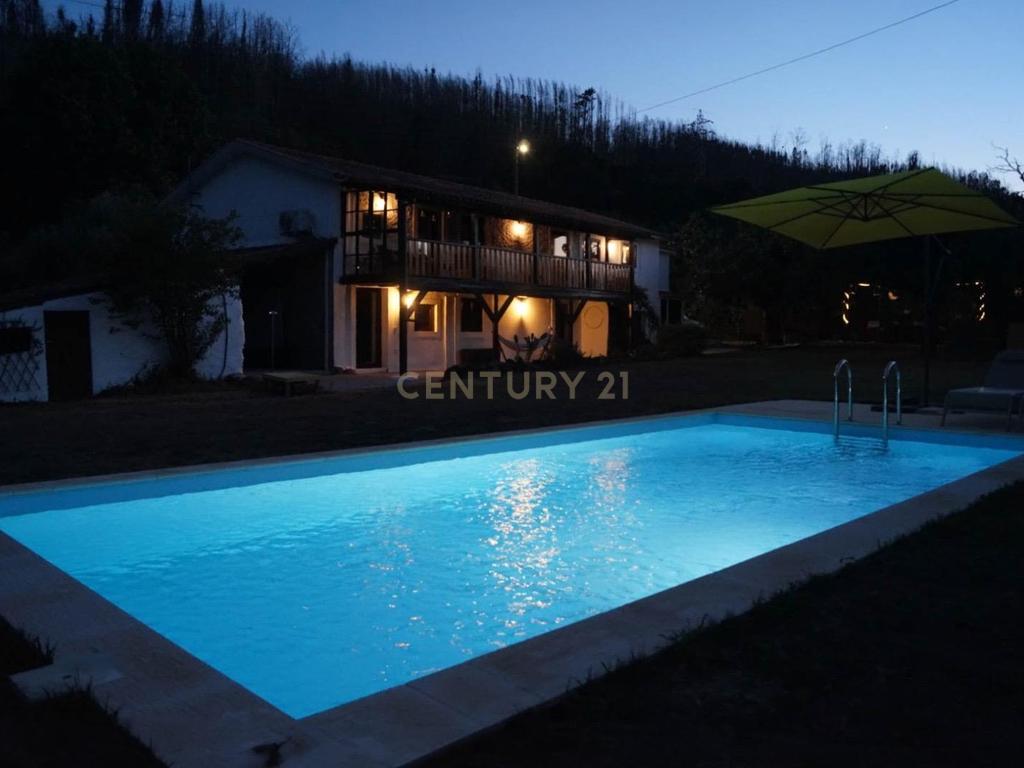 Incrível Moradia T4, piscina de água salgada, ar condicionado, energia solar, amplo terreno e vistas fabulosas! - Image 61