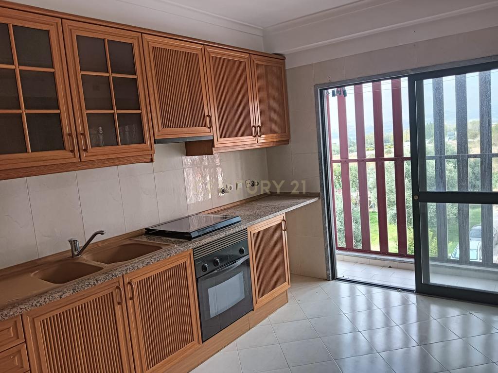 T3 com Suite/Garagem e Arrecadação - Vialonga - Image 56