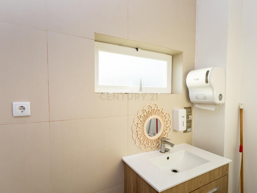 Moradia/Armazém em lote de 10280m2 em Alcochete - Image 41