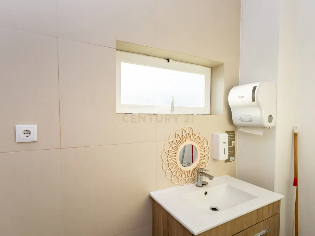 Moradia/Armazém em lote de 10280m2 em Alcochete - Image 41