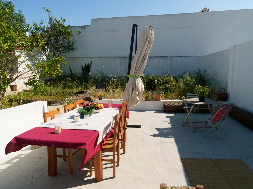 Espetacular moradia T5 em Oeiras- Alto da Barra com Jardim, Terraço e tudo pertinho de si! - Image 28