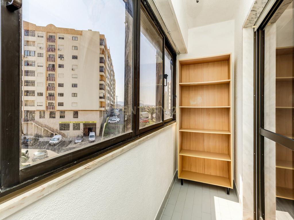 T2 para Arrendamento no Casal do Cotão, Agualva-Cacém — Último Andar com Vista Desafogada e Excelentes Acessos - Image 7