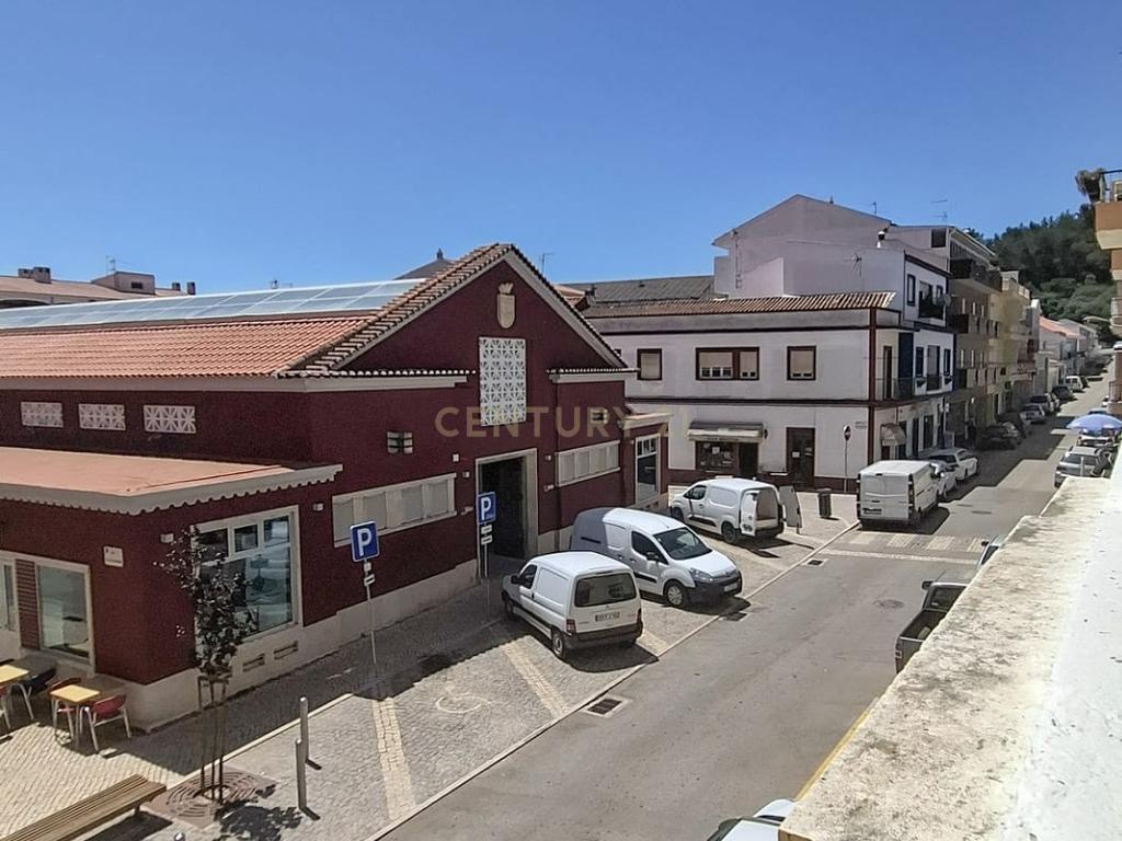 Moradia T3+2 com Terraço, Pátio e Espaço Comercial em São Bartolomeu de Messines – Silves, Faro - Image 58