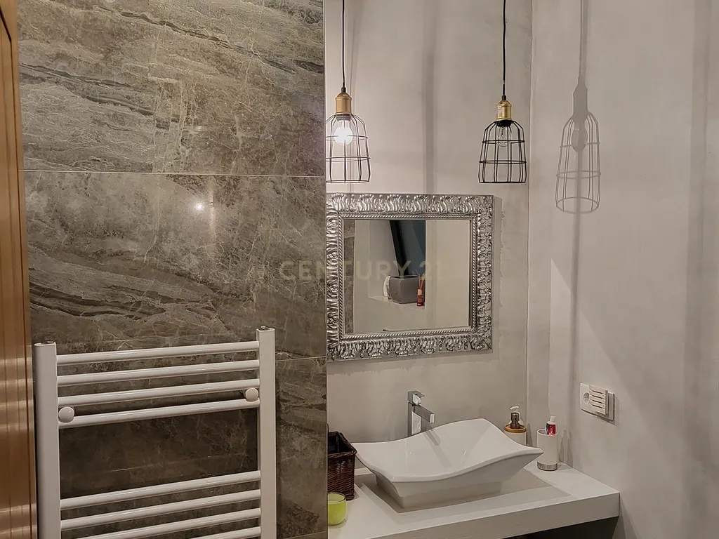 Moradia Térrea com Piscina | Braga - Gerês - Image 6