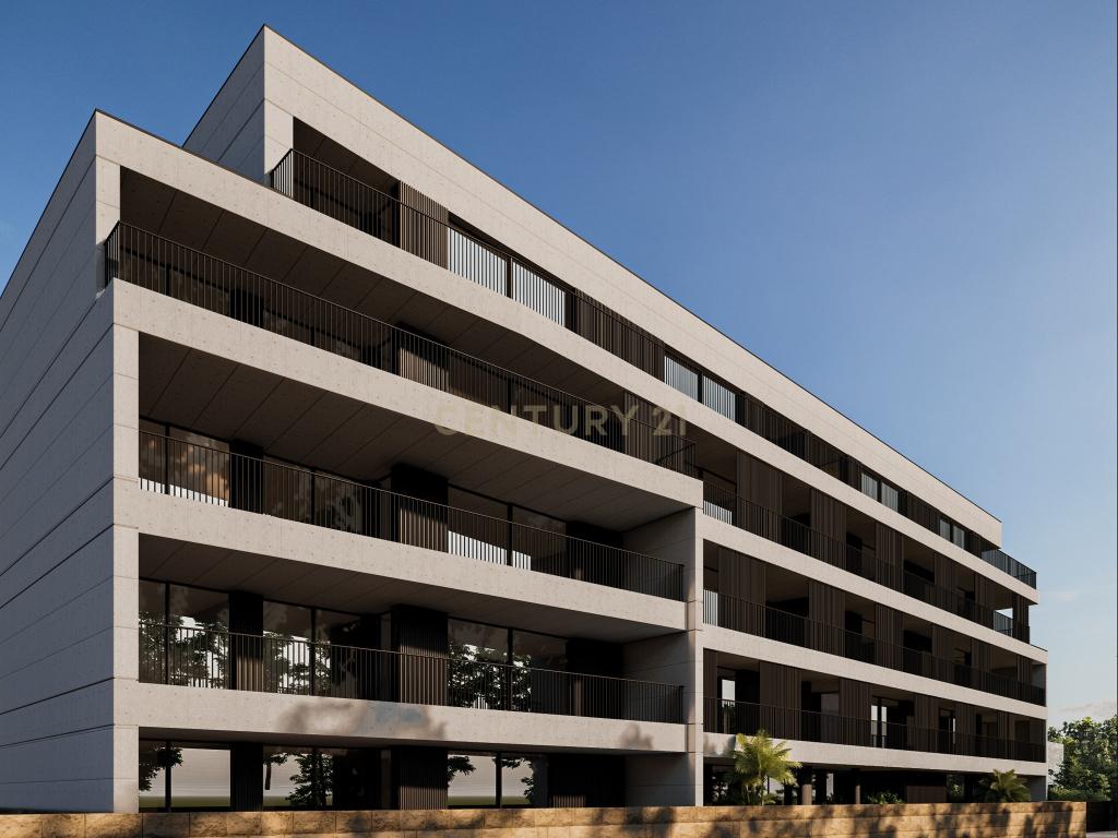 Venda de Terreno em Caldas das Taipas com Projeto Aprovado em Guimarães - Oportunidade Única para Investidores - Image 13