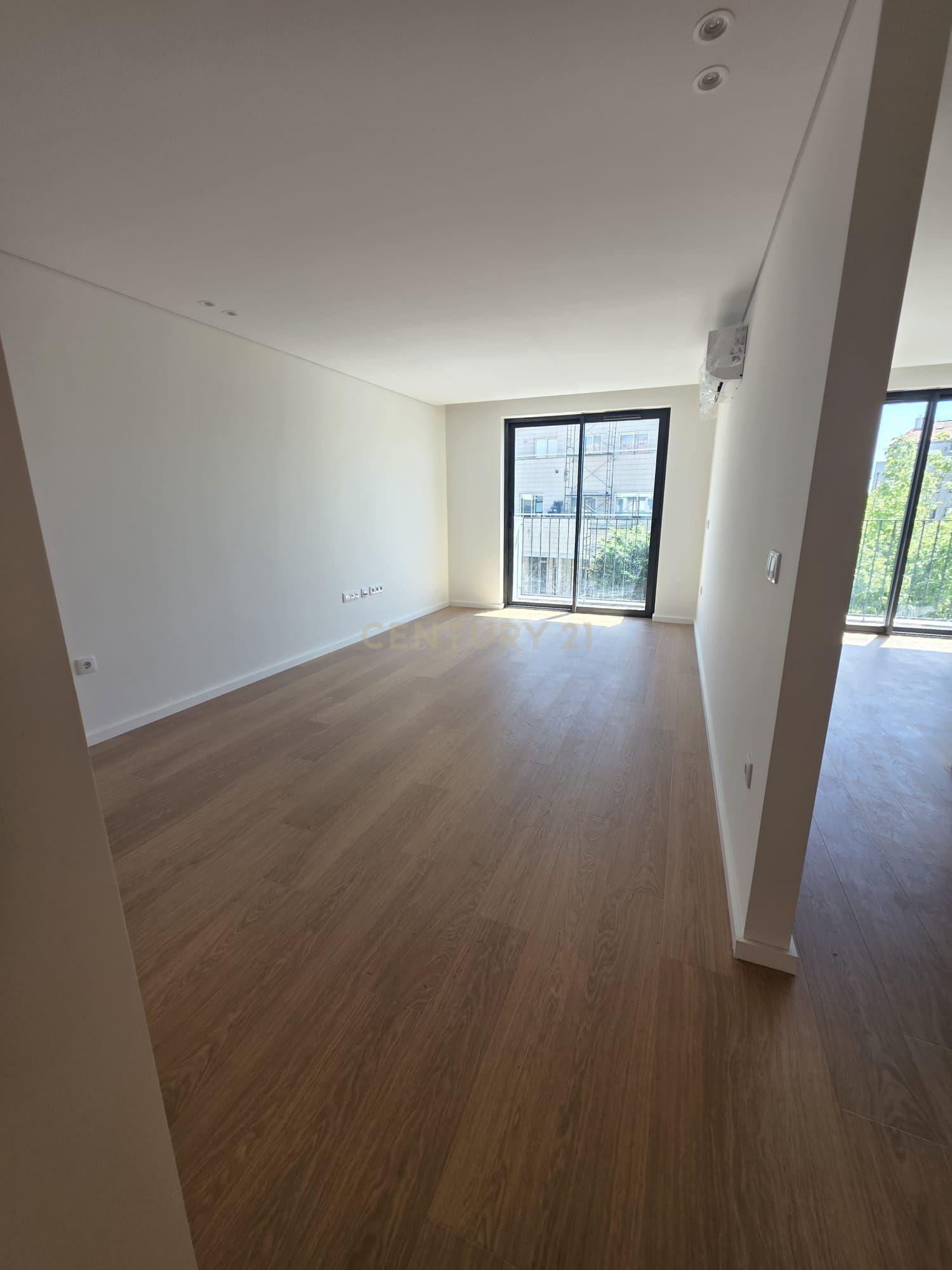 Fotografia 7 de Moderno Apartamento T2 em Vila Nova de Gaia