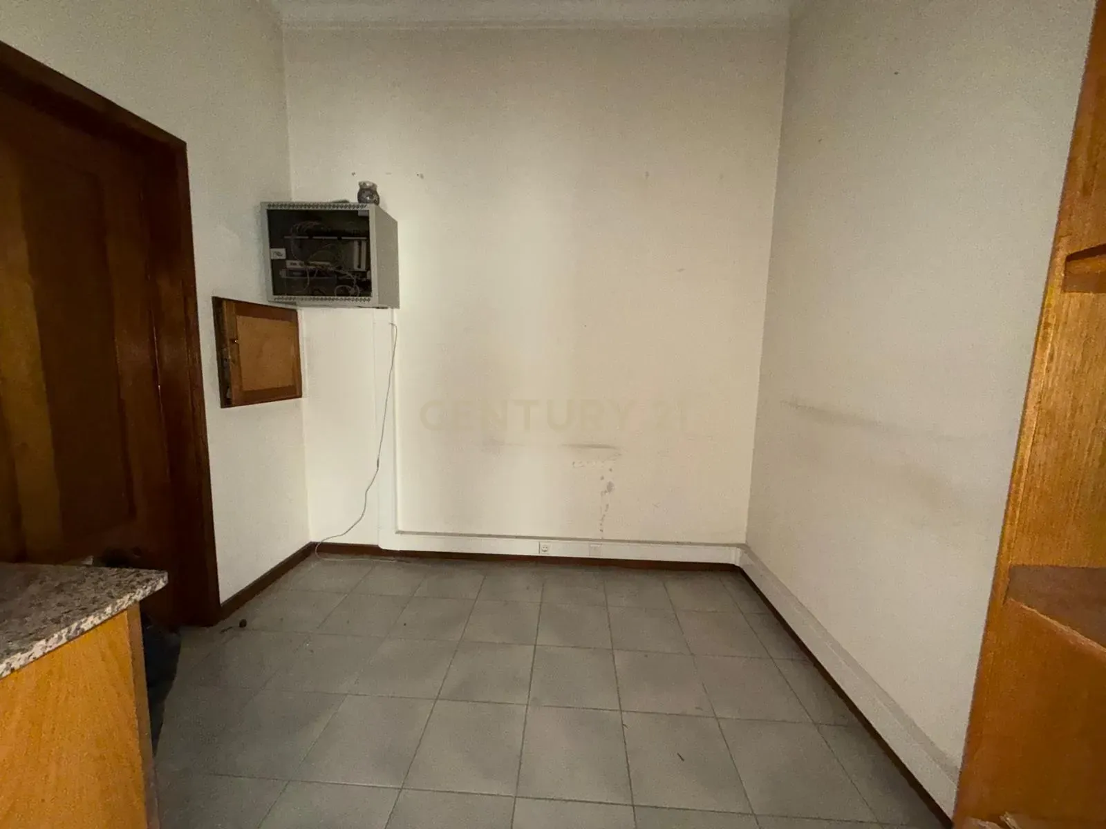 Fotografia 8 de 2 Escritórios à Câmara da Maia
