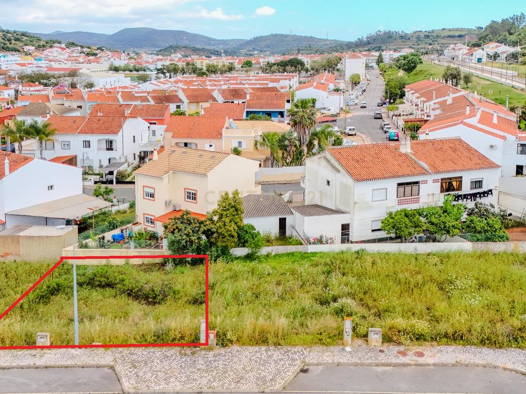LOTE URBANO PARA MORADIA GEMINADA - Image 2