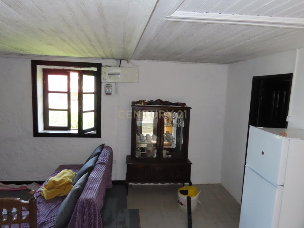 Moradia T2 em Travanca, Cinfães – Ideal para Habitação ou Férias - Image 22