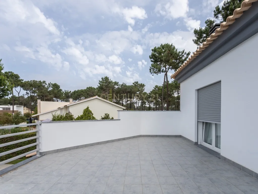 Moradia Isolada T4 na Herdade da Aroeira - Image 43
