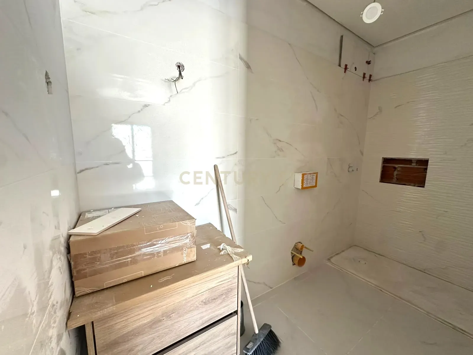 Fotografia 6 de T2 NOVO EM OLHÃO | LOGRADOURO PRIVADO | CEDÊNCIA DE POSIÇÃO