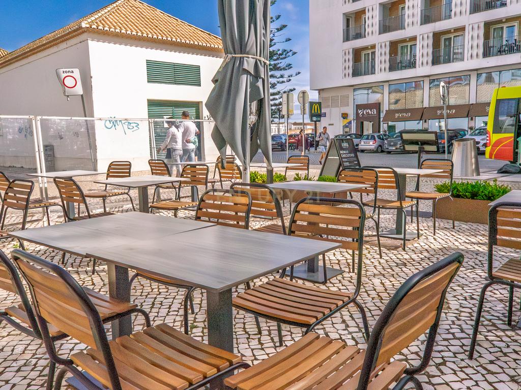 Restaurante para trespasse em Plena Baixa de Faro - Image 26
