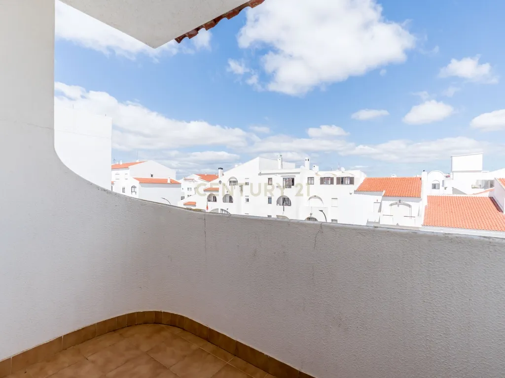 Apartamento Duplex com vista mar no centro de Albufeira - Image 21