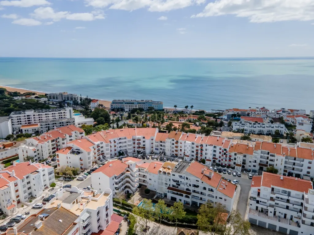 Apartamento Duplex com vista mar no centro de Albufeira - Image 37