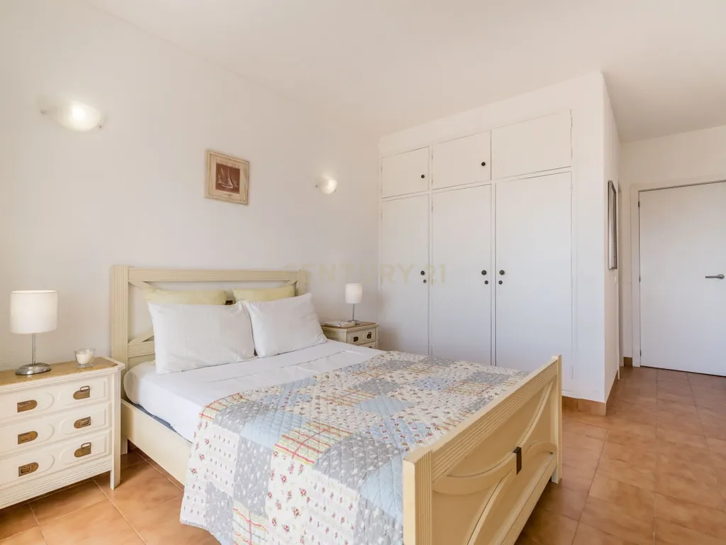 Apartamento Duplex com vista mar no centro de Albufeira - Image 14