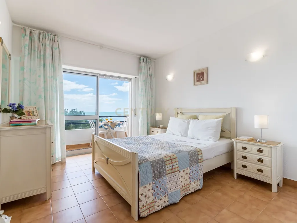 Apartamento Duplex com vista mar no centro de Albufeira - Image 12
