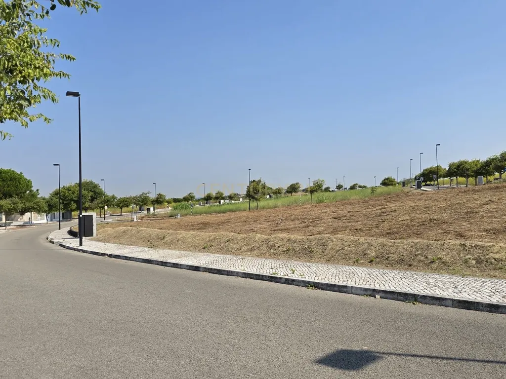 710 m² de Exclusividade num Novo Condomínio na Aldeia dos Capuchos. - Image 23