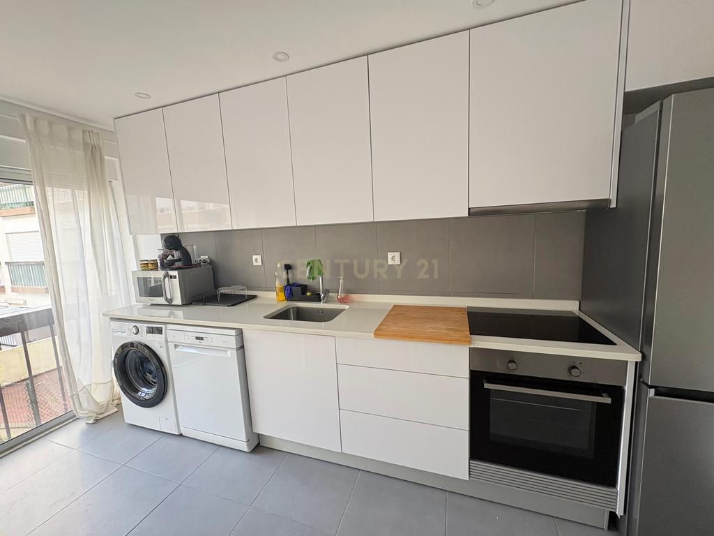 Apartamento T3 para arrendamento em Setúbal - Image 11