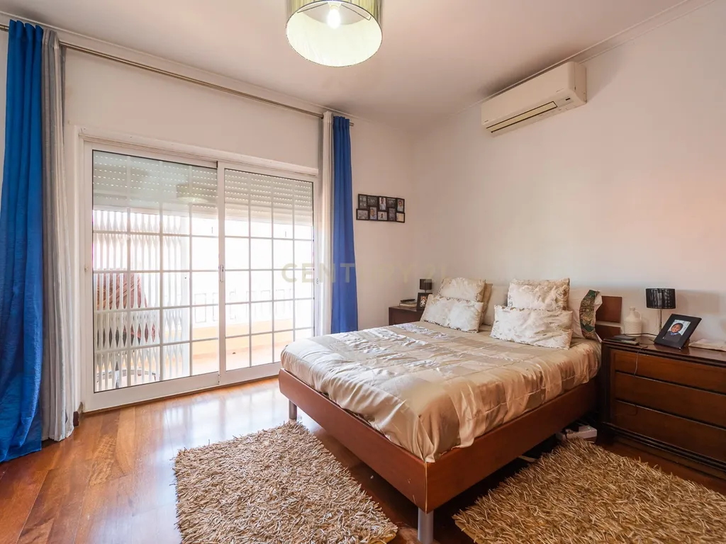 Moradia T4 com piscina | Cascais - Image 73