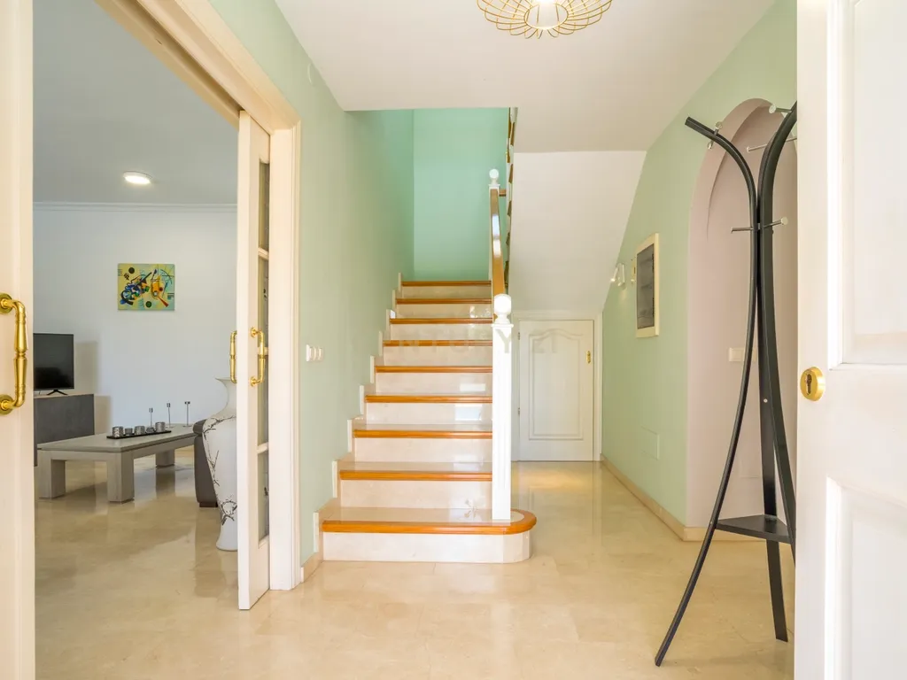 Moradia isolada com piscina privada em Sohail, Fuengirola - Image 46