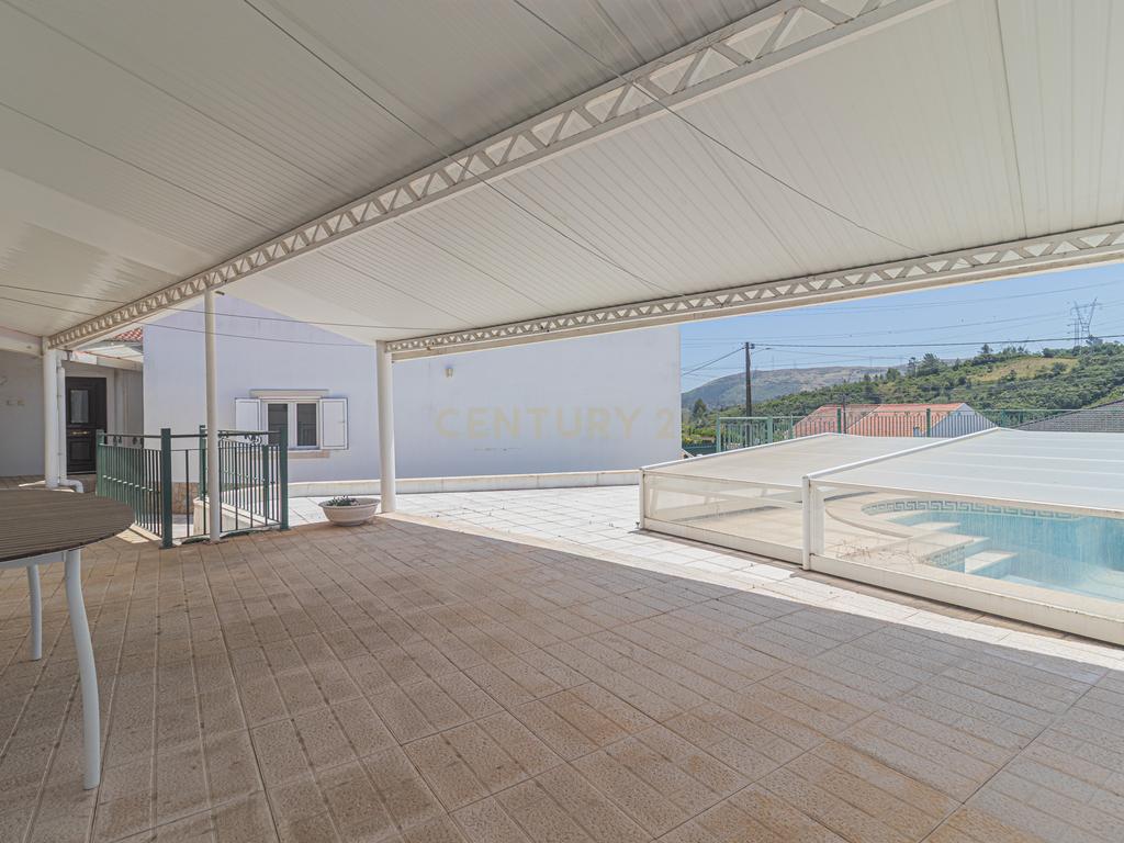 Moradia T4 em Vila Nova - Bucelas - Image 51