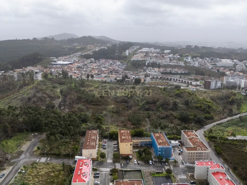 Conforto e Funcionalidade: T2 com Garagem em Ermesinde - Image 32