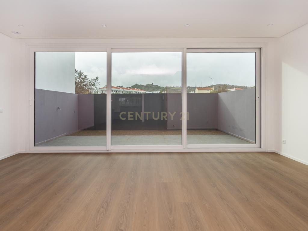 Mais que uma casa é um refugio de conforto e elegância ! - Image 5