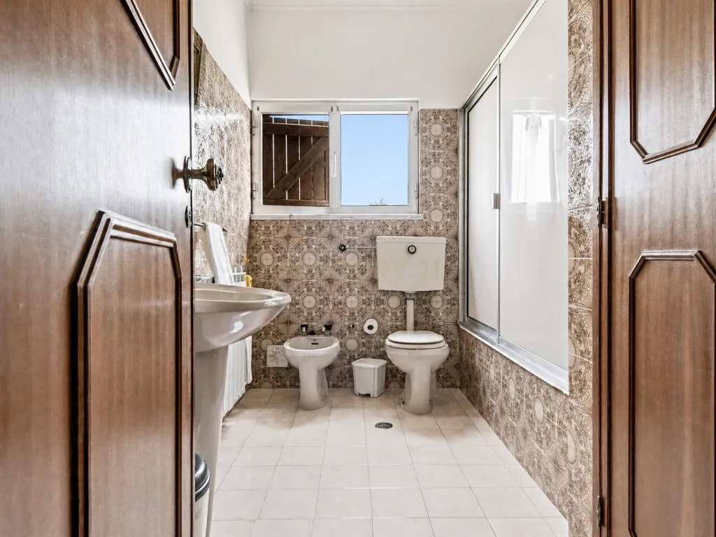 Quinta de Charme com Moradia Bifamiliar T7 e Potencial Único | Carril, Junceira – Tomar - Image 30