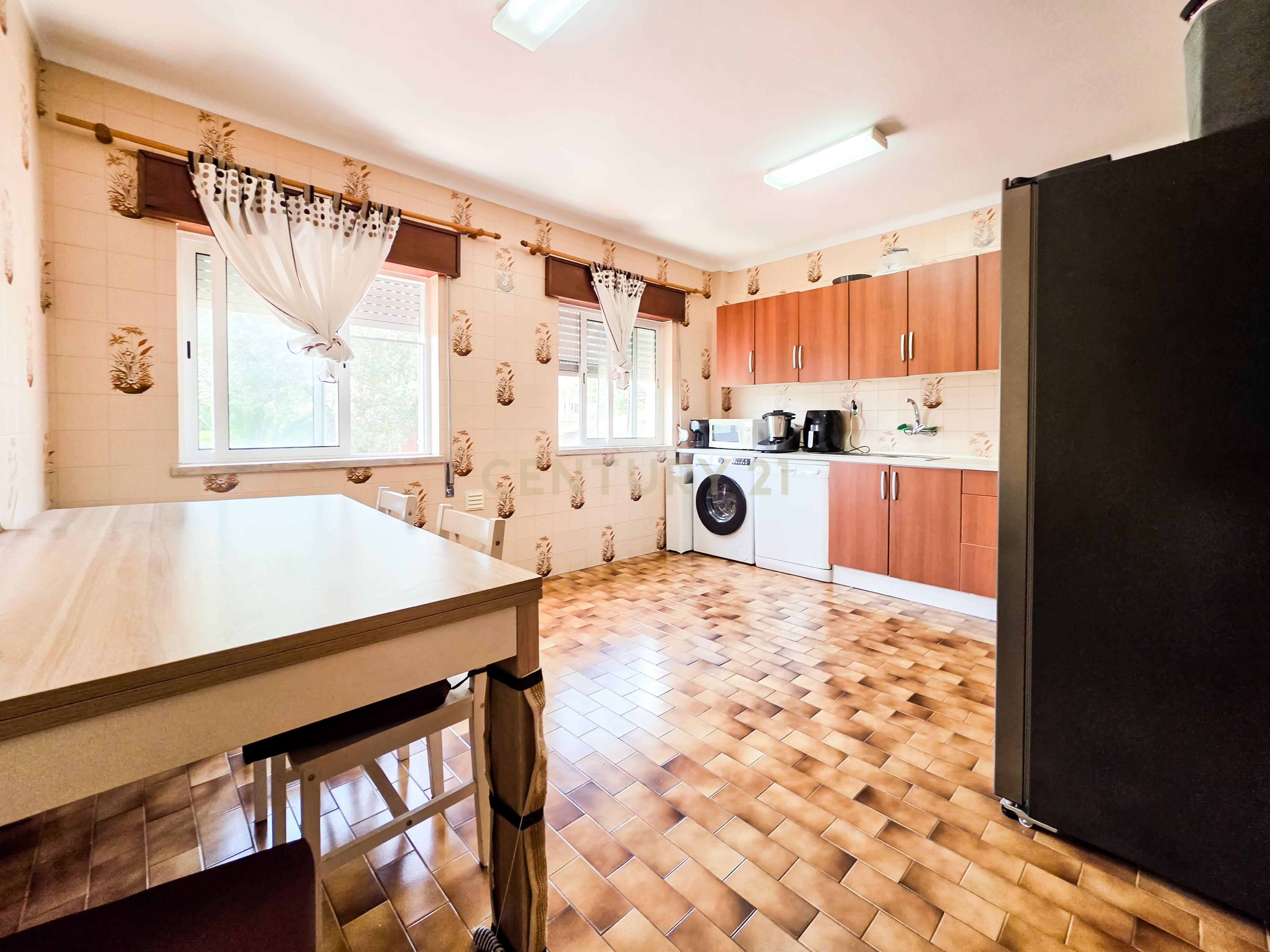 Fotografia 3 de Apartamento T2 em Setúbal com Vista e Localização Central