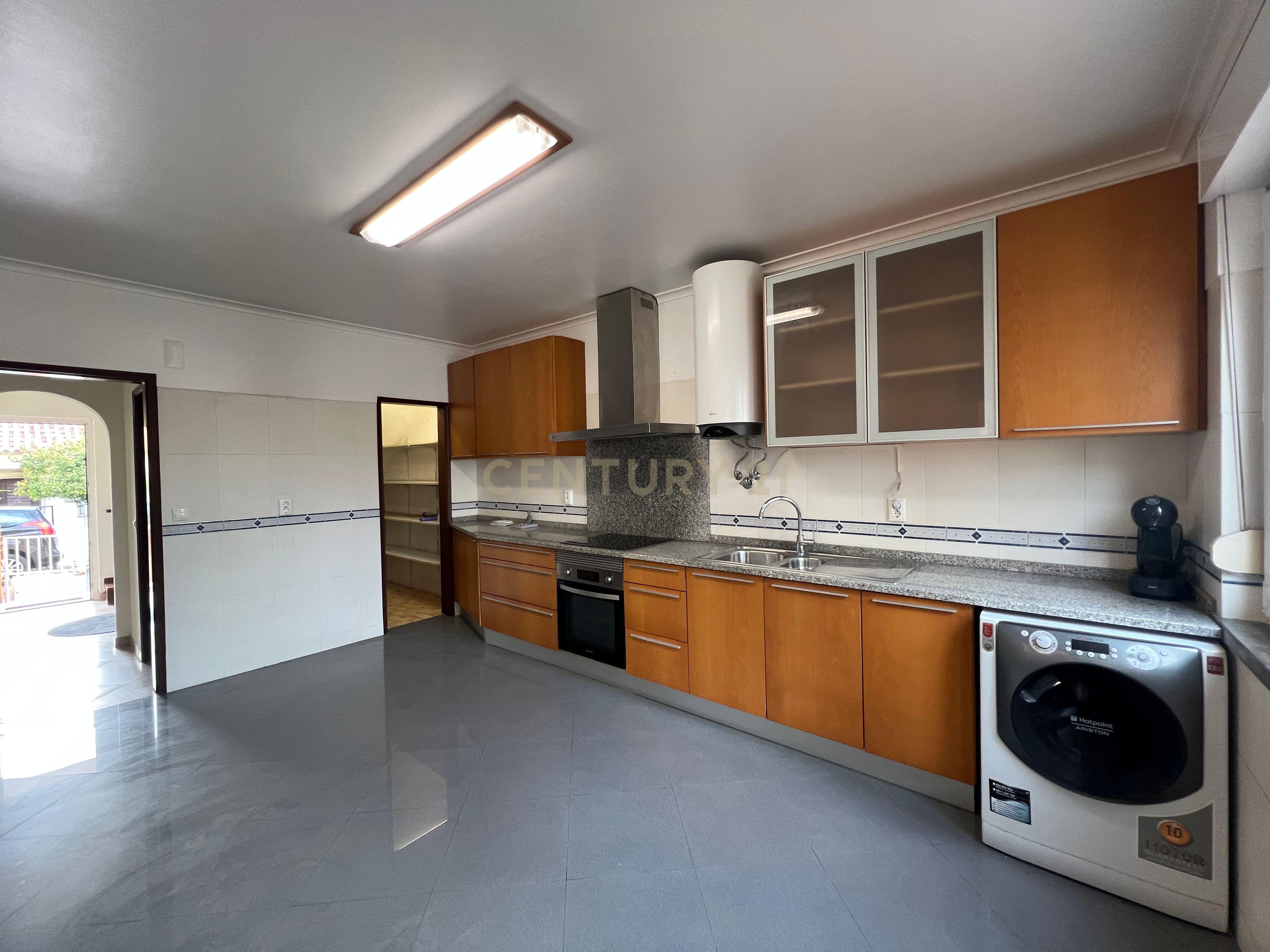 Fotografia 5 de Moradia T3 com Garagem – Penedo, São Domingos de Rana (Cascais)