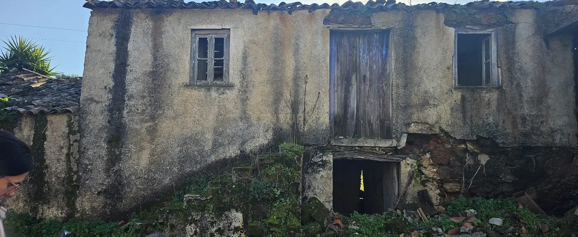 Fotografia 4 de Casa em ruína para reconstrução- Oportunidade única!