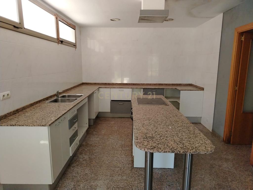  - Image 5
