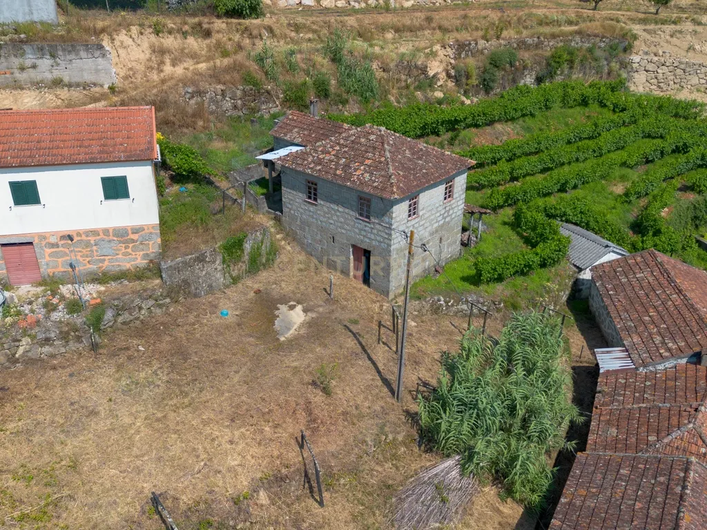 Quintinha com 2 casas em pedra para recuperar + 2 terrenos com vinhas-( 8.210m2 ) -Douro Vinhateiro! - Image 44