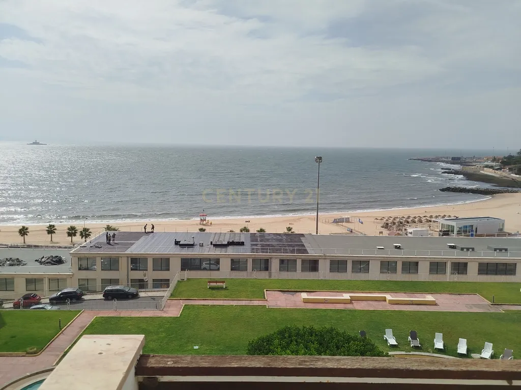 Apartamento T2 Mobilado com Vista Mar e parqueamento 1 carro - Image 38