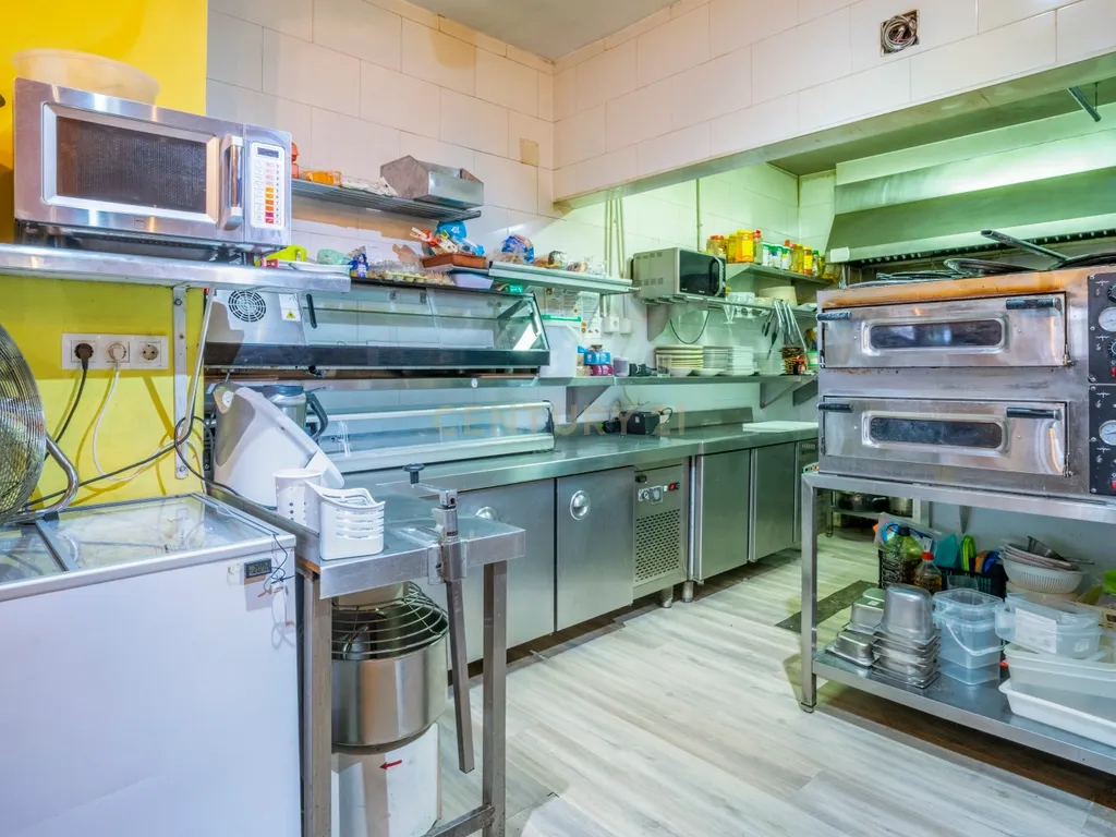 Restaurante de Alta Procura à Venda em Fuengirola: “La Reina de las Tapas” - Image 21