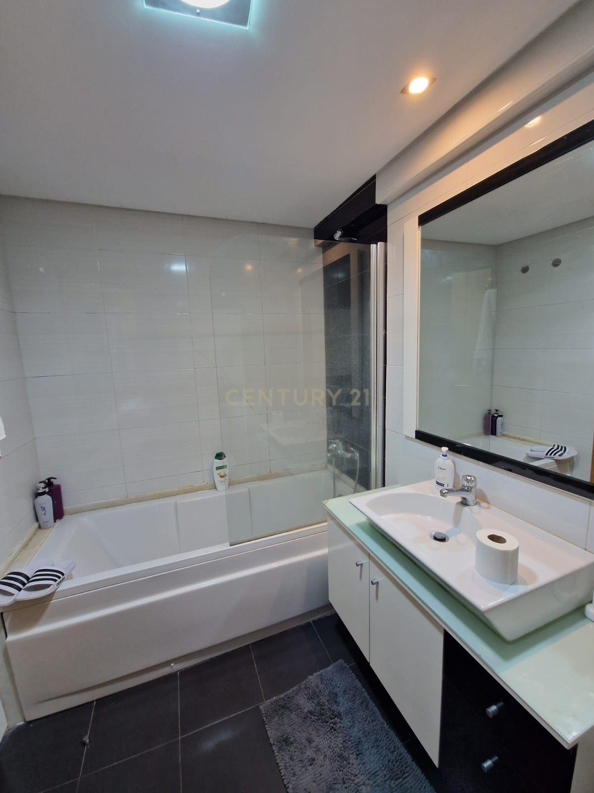 Apartamento T2 em Montijo com Garagem e Boa Exposição Solar - Image 8