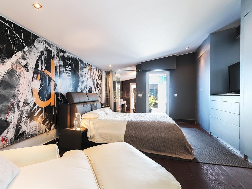 Moradia de 4 Quartos em Cascais e Estoril - Oportunidade Única - Image 25