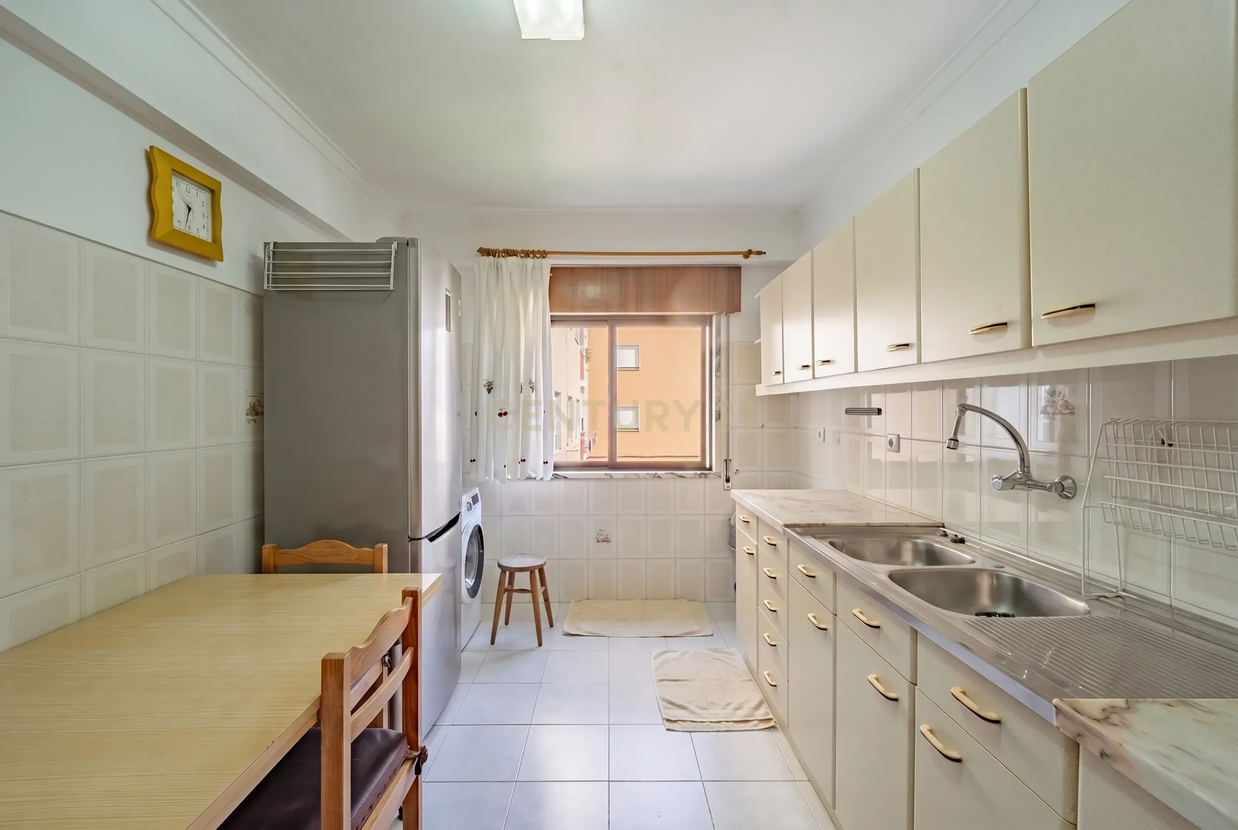 Fotografia 10 de Apartamento T3 em Amora, Seixal - Oportunidade Única!