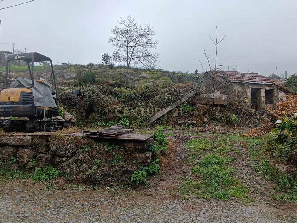 Quinta De Além com casa rústica em ruína para reabilitação total de 2 quartos no centro de Cete, Paredes - Image 66