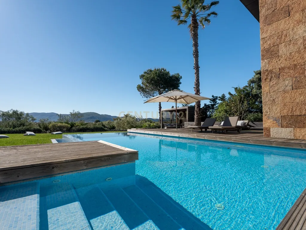 Moradia Exclusiva em Primeira Linha de Mar com Piscina Infinita / Tróia-Carvalhal - Image 65
