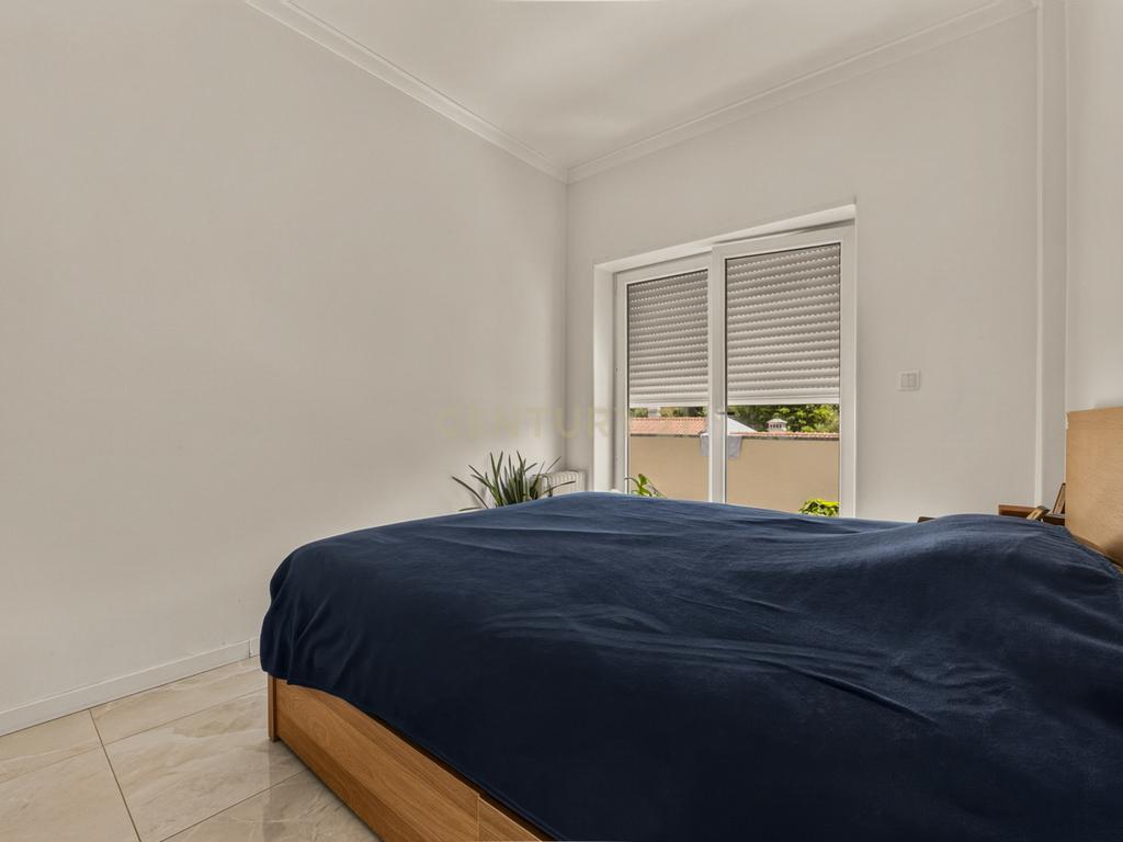 Apartamento T2 totalmente renovado em Cascais | Excelente oportunidade de investimento - Image 15