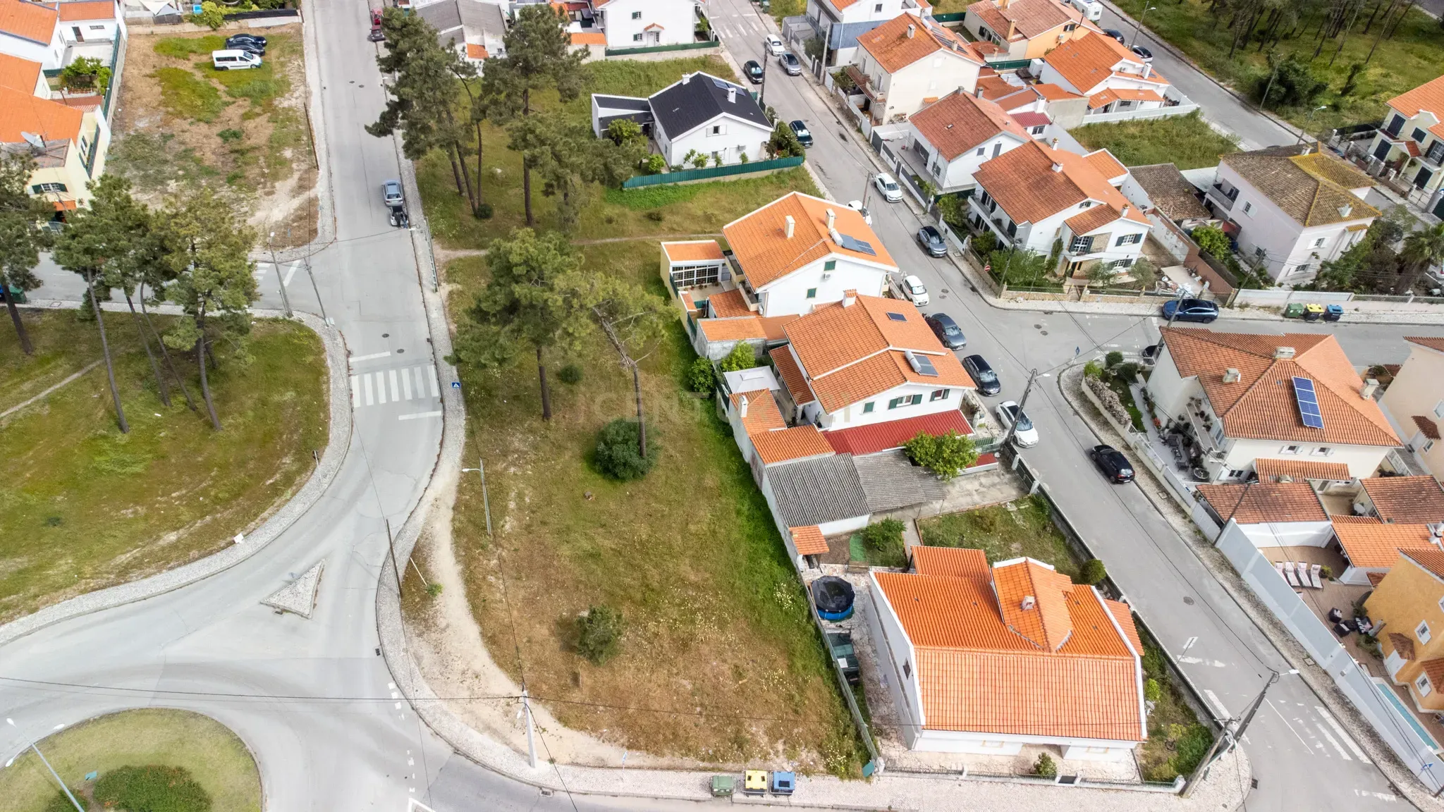 Fotografia 3 de Terreno na Quinta do Conde para construção de edificio