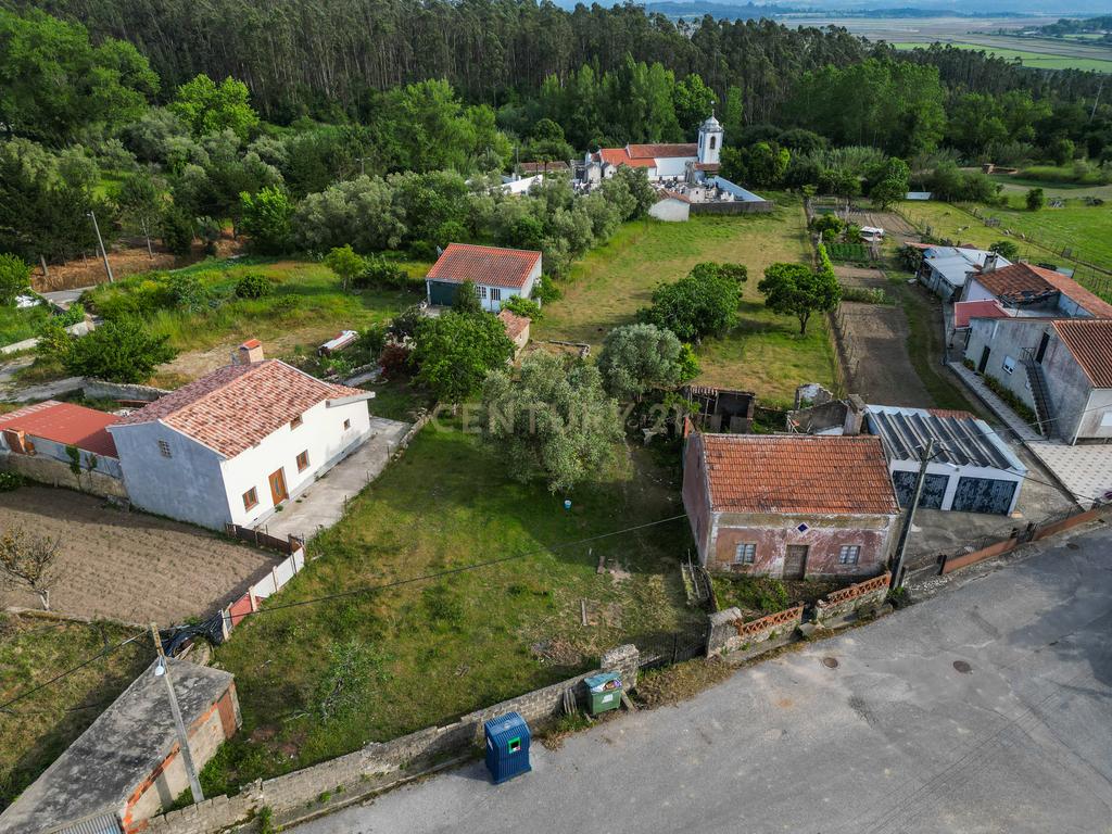 Moradia para Reabilitar com Terreno de 2.590m² em Gatões – Montemor-o-Velho - Image 6