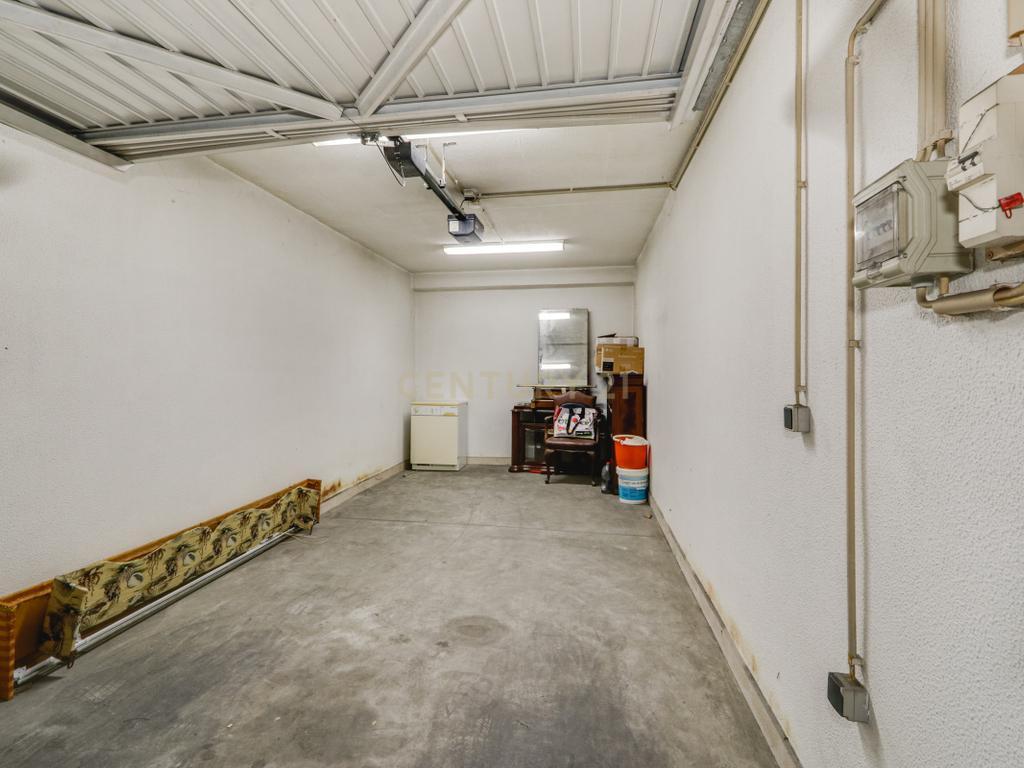 Apartamento T3 no Montijo | 143m2 área bruta útil | 2 garagens e elevador - Image 35