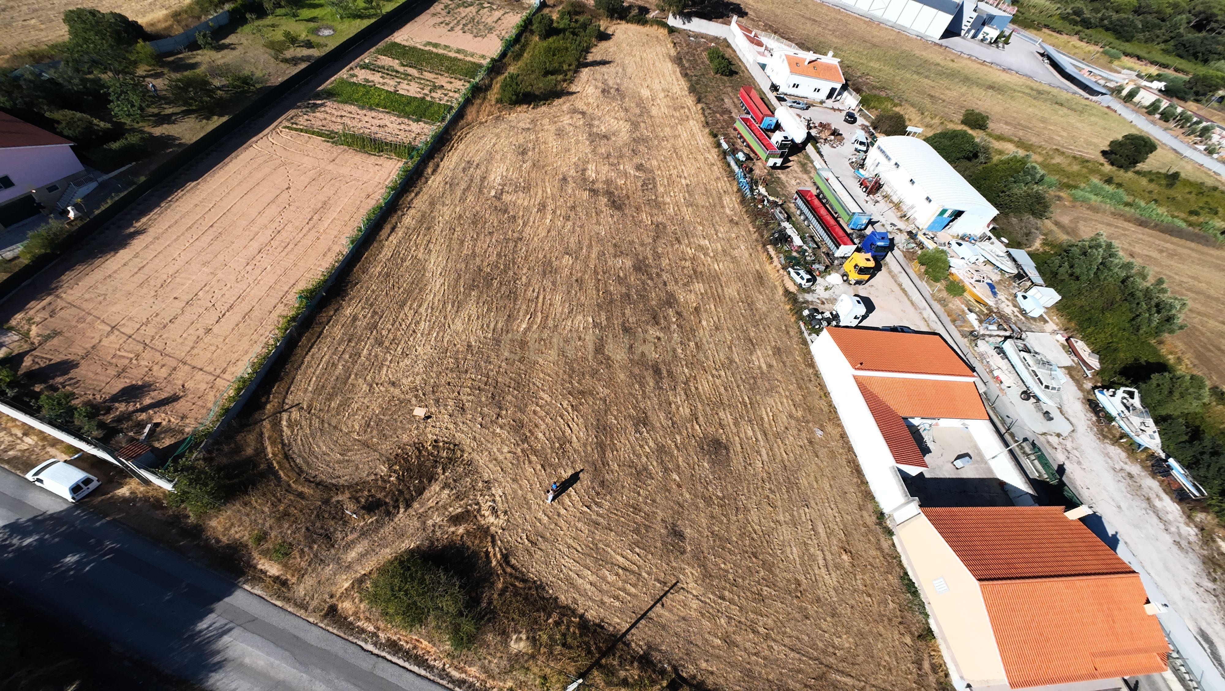Fotografia 4 de Terreno Construtível em Alfeizerão, Alcobaça - 1700m²