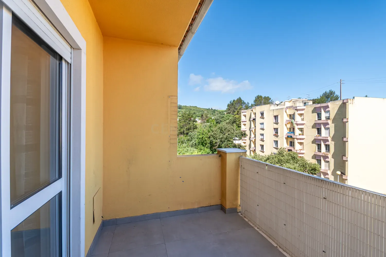 Apartamento T3 em Condomínio Fechado na Horta dos Vimes, Alenquer - Image 19
