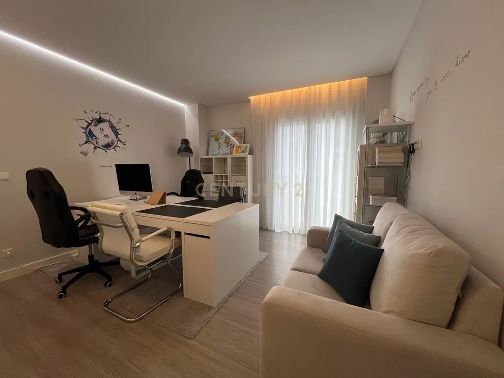 Apartamento Exclusivo T4+1 na prestigiada Quinta da Oliveira - Caldas da Rainha - Image 29