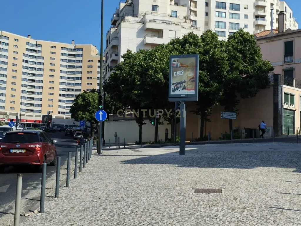 Trespasse de Restaurante + Café/Pastelaria com Esplanada - Image 5
