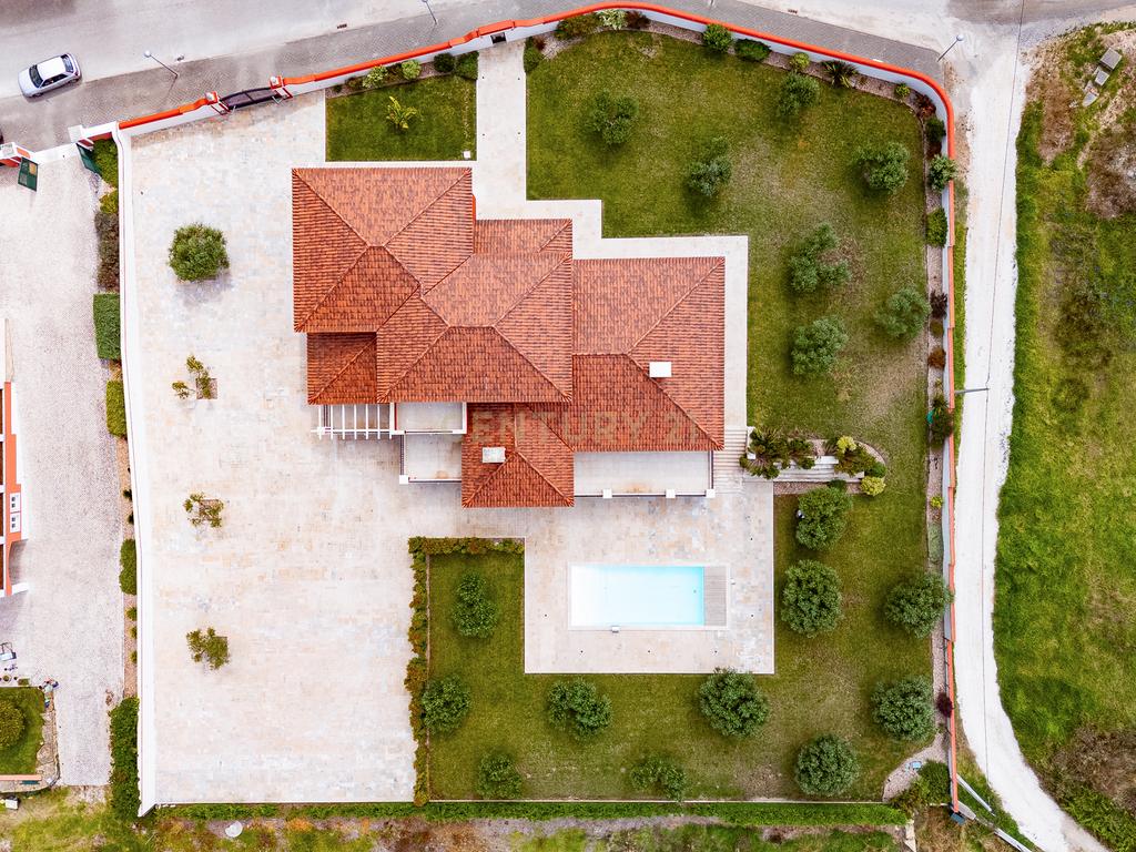 Moradia T6 de Luxo - 924 m² - Piscina - São Pedro da Cadeira - Nova - Image 57